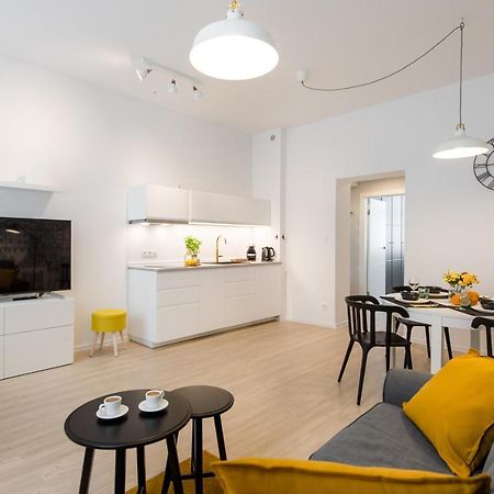 Apartament Za Bramka Centrum Poznań Exteriör bild